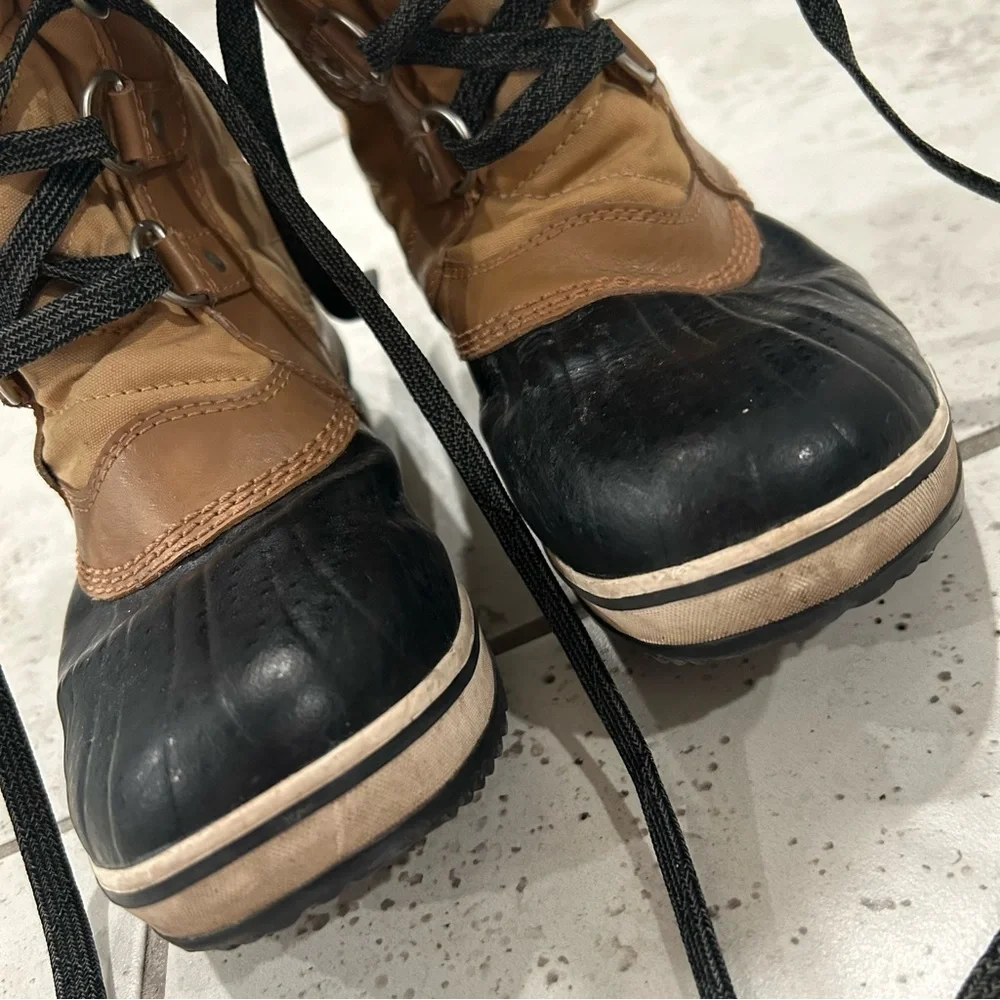 Sorel Tofino II Faux Fur Lined Waterproof Boots SIZE‎ 6
